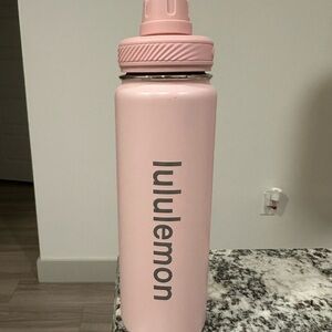 Lululemon Blush Hydration Bottle